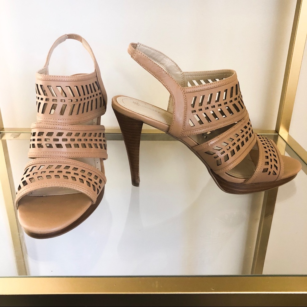 Adrienne Vittadini Nude Heels